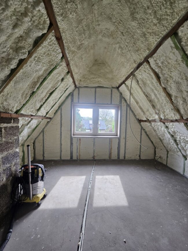 Isolation d’une toiture à Embourg