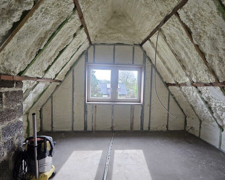 Isolation d’une toiture à Embourg