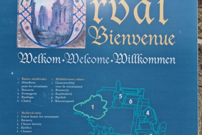 Chantier exceptionnel d'isolation à lAbbaye d'Orval