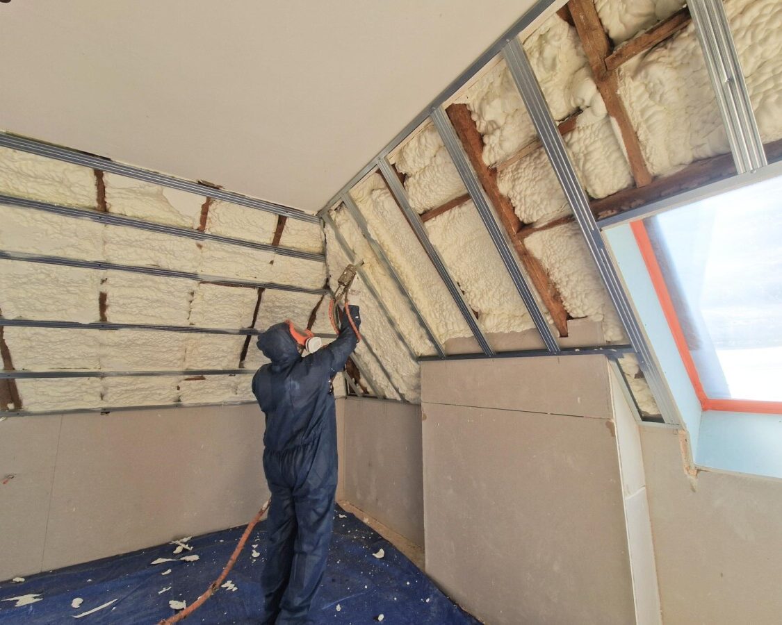 Isolation de la toiture d'un manoir à Zaventem