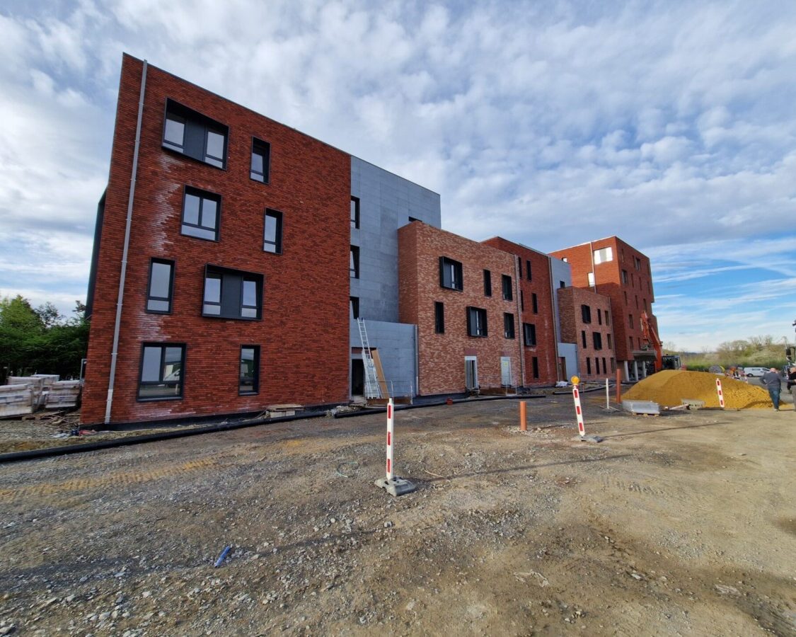 Chantier d’Isolation de sols de logements sociaux à Marche-en-Famenne