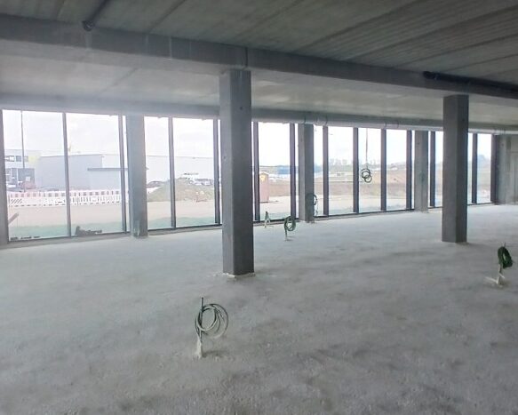 Réalisation de l’isolation de sol pour la future pharmacie Blairvacq à Waremme